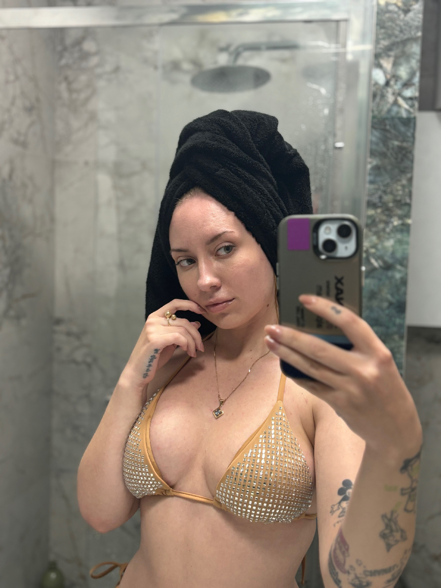 Nude girl KateV in Sana