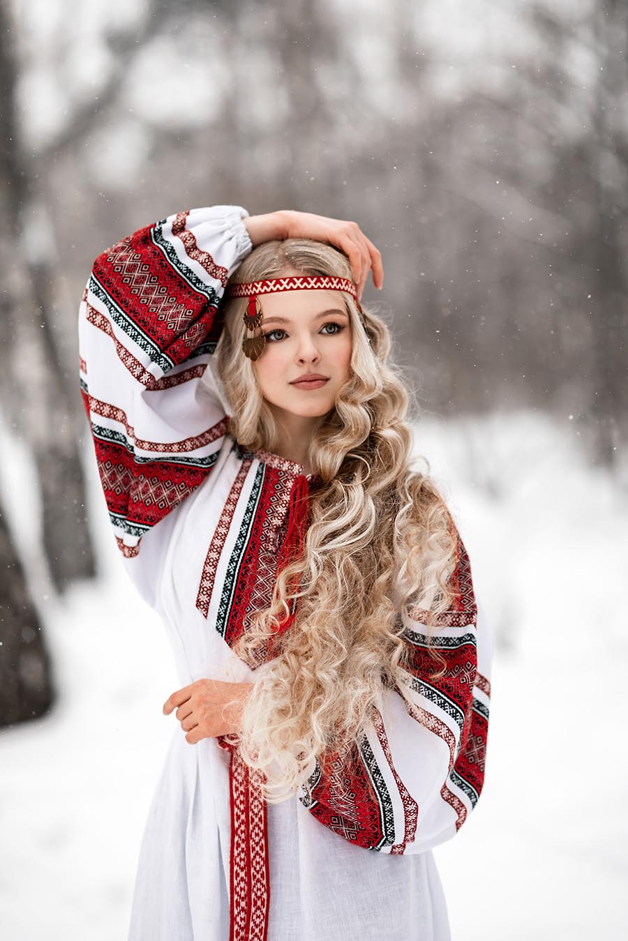 Slavic girls in Sana