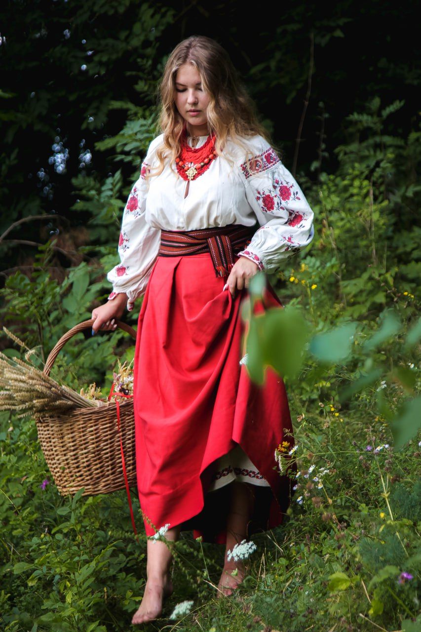 Slavic girls in Sana