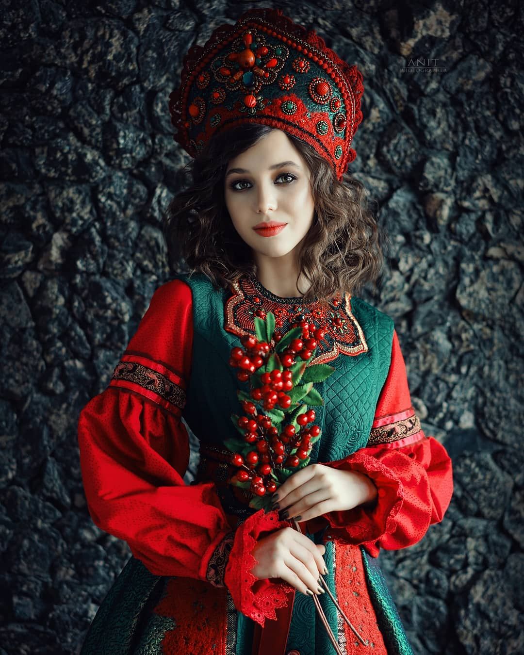 Nude girl Women in Slavic costumes in Sana