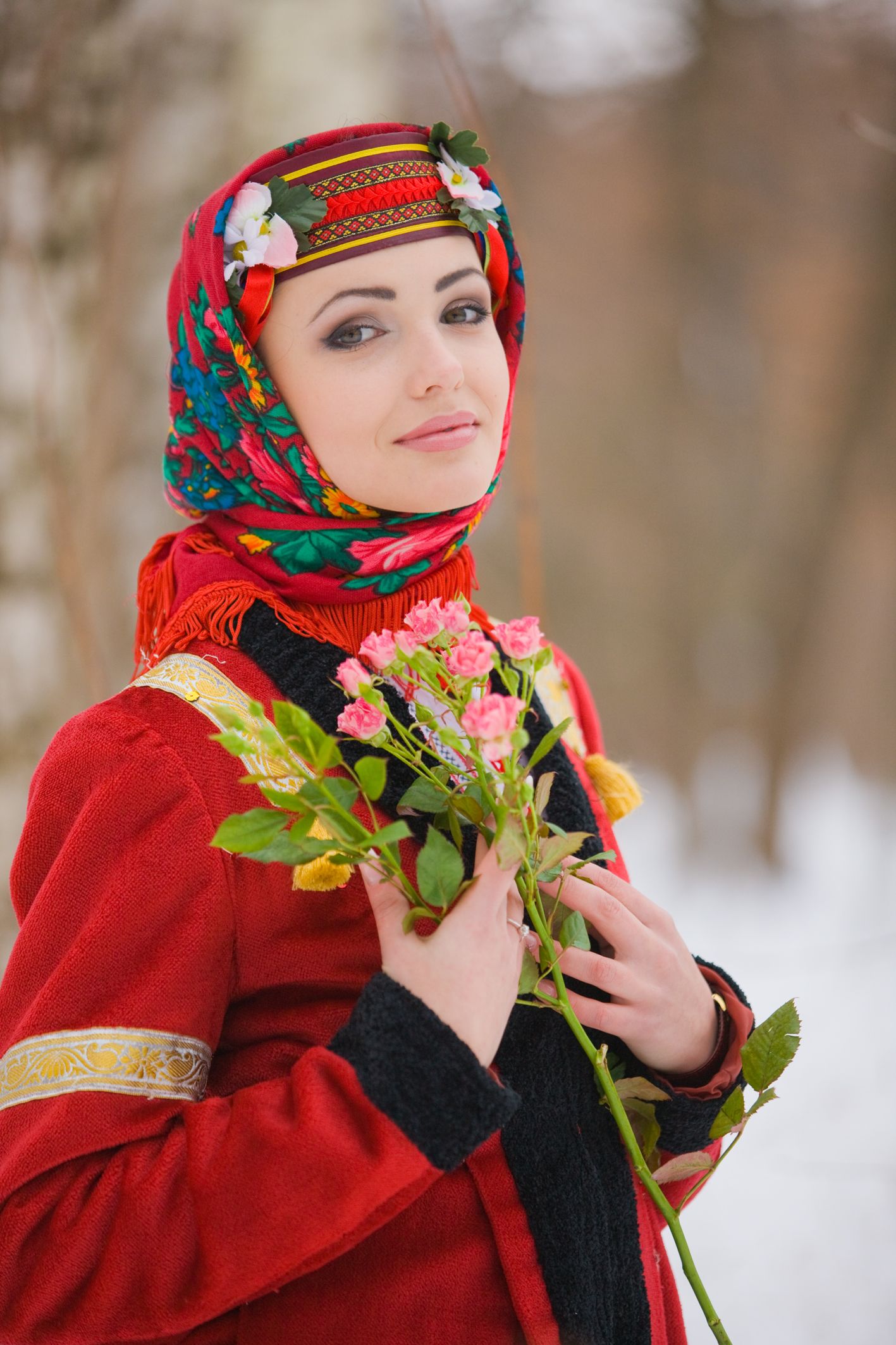Sexy girl Girls in Slavic costumes in Sana